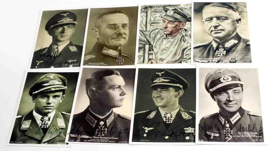 WWII THIRD REICH GERMAN PRINTED POSTCARD LOT: Lot of 8 WWII German re-printed postcards, few with signatures. Some names include: General Holder, Oblt. Philipps, Hauptmann Werner Baumgarten-Crusius, and more. Very good condition. Unauthenticated,