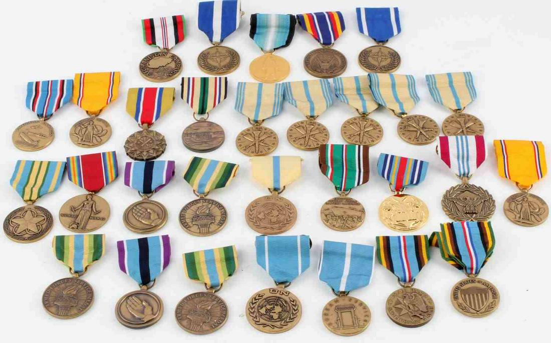 US MILITARY KOREAN WAR WWII SERVICE MEDAL LOT: 30 medals to include: campaign medals, service medals, UN medals, Defense, Army Reserve, and more. Some repeats. Very good condition.