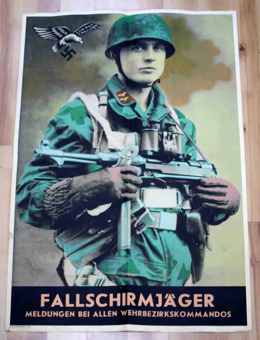WWII GERMAN 3RD REICH LUFTWAFFE PARATROOPER POSTER: German WWII Luftwaffe Paratrooper Fallschirmjager Recruiting poster. 23 x 32 inches. Paratrooper holding Smiser MP-40 machine gun. Bottom left corner marked 'Luft DN/43-5341 ofs'. Single sided paper c