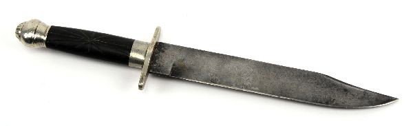BOWIE STYLE FIGHTING KNIFE CARBON STEEL BLADE: Bowie style fighting knife with 9 inch clipped point single edge blade. Blade appears of very high quality steel with Damascus or crucible like patterning. Blade is sharp. Alloy like metal guard, ferr