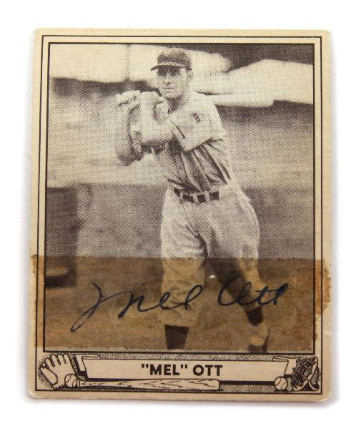 SIGNED MEL OTT 1939 PLAY BALL BASEBALL CARD 88: 1939 Play Ball card #88 autographed by Mel Ott in good condition with tape residue over the signature and adhesive and paper residue on reverse.