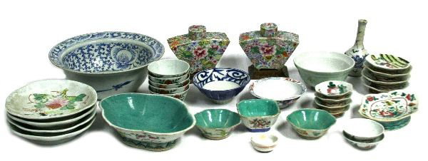 LARGE ASSORTMENT ORIENTAL PORCELIAN PIECES: 32 pieces total. A wonderful mixture of early to later mid 20th century hand painted Chinese art and utilitarian porcelain. Some are marked. Some chips and cracks.