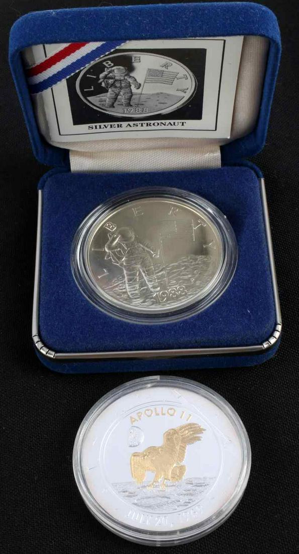 APOLLO 11 & 1988 SILVER ASTRONAUT COMM MEDALS: Lot of 2 90% Silver commemorative medals celebrating NASA and the United States Space program. Silver Astronaut in presentation box with C.O.A.
