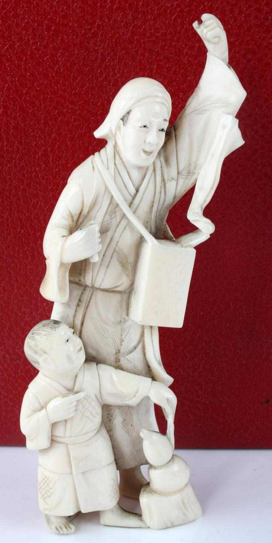 JAPANESE MEIJI PERIOD IVORY NETSUKE: Antique early 20th century signed netsuke, in very good condition measuring 2 inches in height. Over 100 years old, cannot ship international, please check your states regulations prior to bidding