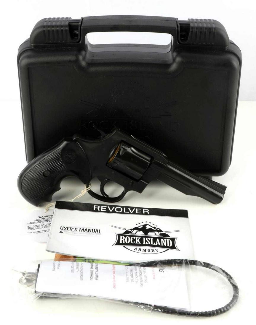 NIB ROCK ISLAND ARMORY 38 SPL MODEL 200 REVOLVER: New in Box Rock Island Armory 38 Special Revolver; Model M200 (51261) Serial Number RIA2473433. Measures approx. 7.5 X 1.75 X 5.5 inches. Double action, 6 round capacity, half shroud 4 inch barrel, fr