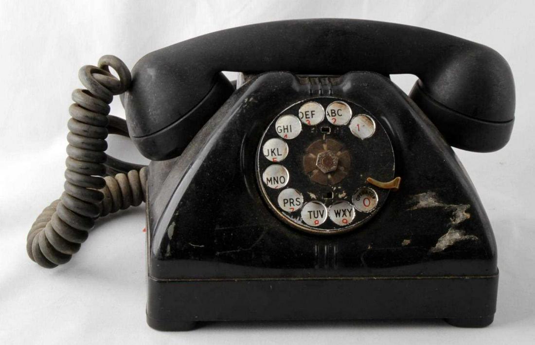 KOREA US SIGNAL CORP T P 6 A ARMY TELEPHONE: Dated 1951, Bakelite body, complete, untested.