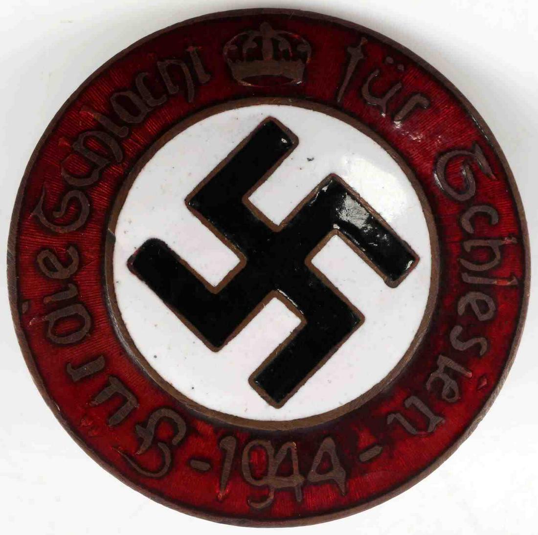 WWII GERMAN THIRD REICH FUR SCHLESIEN NSDAP PIN: WWII German Reich 'Fur die Schalcht- fur Schlesien 1944" NSDAP late-war enamel pin. Measures 1 9/16 inches in diameter. Screw back on reverse. Marked "Ges. Gesch." on reverse. Unauthenticated, sold as