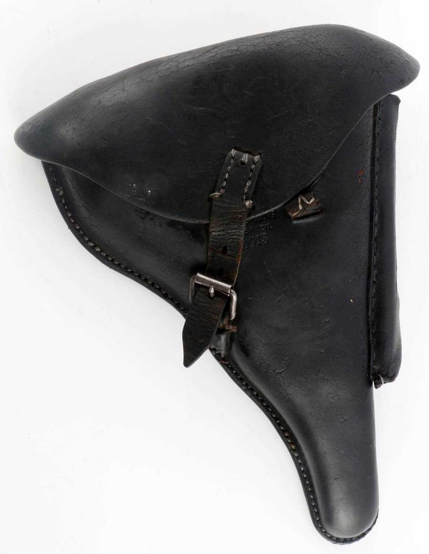 WWII GERMAN EMPIRE PO8 PISTOL HOLSTER & MAGAZINE: WWI German Empire PO8 pistol holster with magazine and original take down tool. Holster is marked on outside "Sattlerinnung Dresden 1913" and is marked on inside "1913" with some other indiscernible m