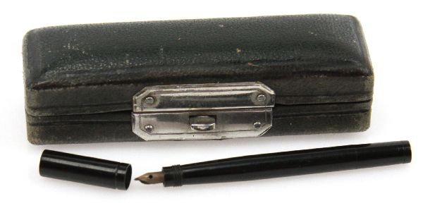 RARE WATERMAN'S SAFETY WORLD'S SMALLEST PEN: This miniature pen is from the series "Waterman's Safety World's Smallest Pen" dates to 1920s, is fully functional with smooth black hard rubber and working retractable miniature mechanism. Waterman I