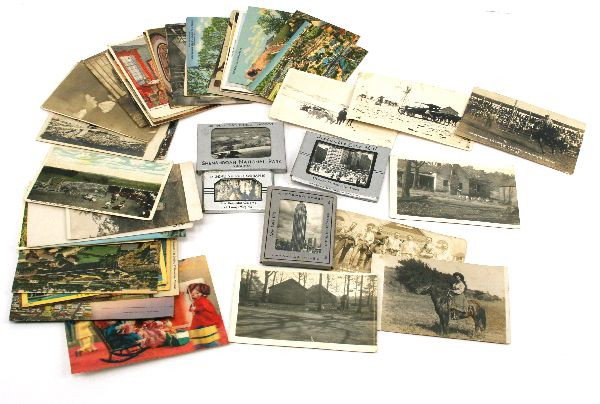 POSTCARD & PHOTO LOT EARLY WESTERN US SHOTS: A collection of 50 or so 20th century postcards which include 9 old American west shots, including a old movie buckaroo card, balance are American touring cards.
