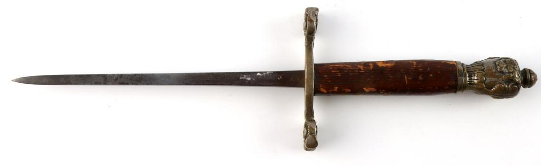 18TH CENTURY SOLINGEN DAGGER RAPIER KNIFE: Solingen stamped blade, other faint markings including a crowned head at Ricasso, zoomorphic crossguard and pommel, no sheath, 12 inches overall.