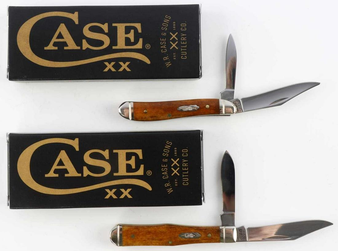 CASE POCKET KNIFE LOT ANTIQUE BONE PEANUT & JACK: Lot of 2 New in the box Case XX pocket knives includes a Fluted Antique Bone Smooth Small Swell Center Jack 6225 1/2 SS and an Fluted Antique Bone Smooth Peanut 6220SS. Both have bone handles and Tru-