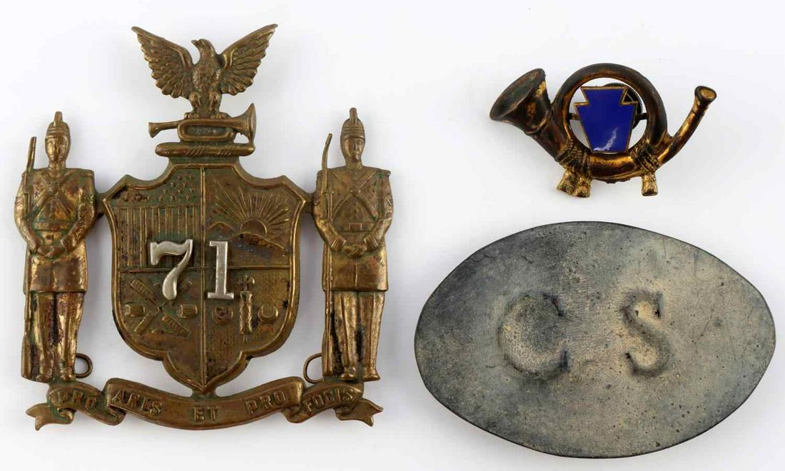 CONFEDERATE BUCKLE & SHAKO SPAN AM CAP BADGES: 3 items: excavated oval CS belt buckle with hooks to reverse, Spanish American War brass and enamel bell cap badge with screw-on back, and late 1800's Shako hat badge with 'Pro Aris Et Pro Focis' and 