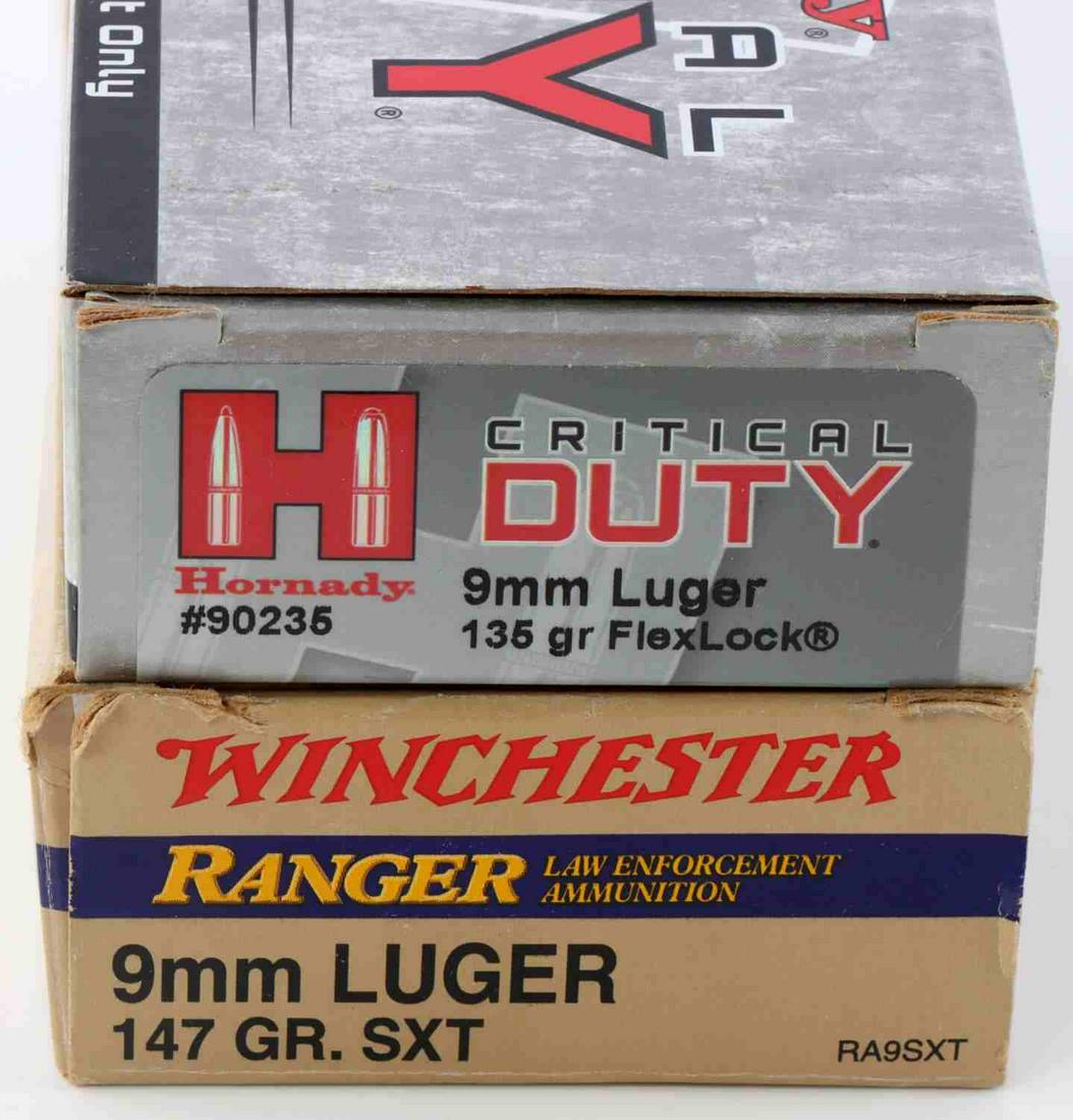 96 ROUNDS OF ASSORTED 9MM LAW ENFORCEMENT AMMO: 96 rounds of assorted 9mm law enforcement ammunition. 50 rounds are 135 grain FlexLock from Hornady. 46 rounds are Winchester Ranger 147 grain rounds, which appear to be very old,or be reloads, or hav
