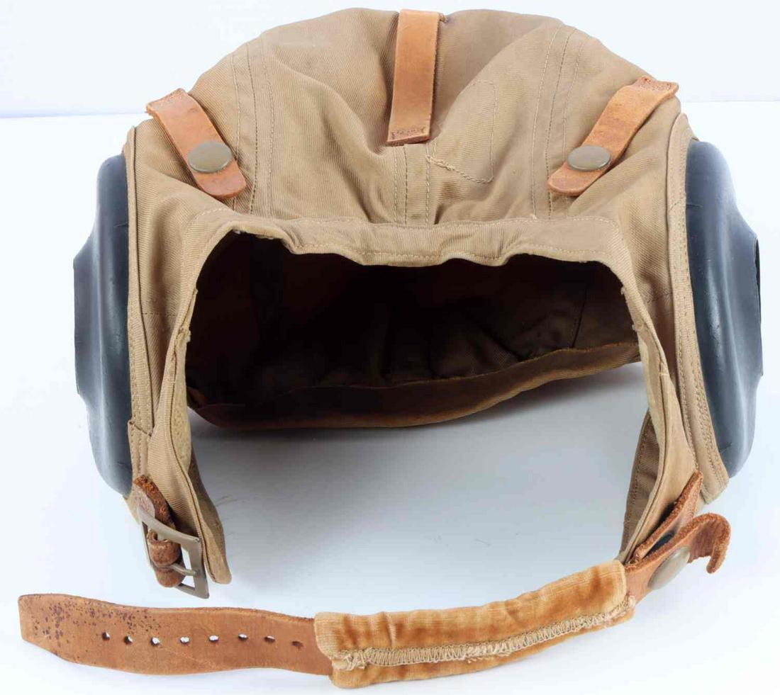WWII H-15 SUMMER LARGE AVIATOR PILOT AAF HELMET: Very good clean original condition, Bates Shoe Co. Army Air Force, Large size.