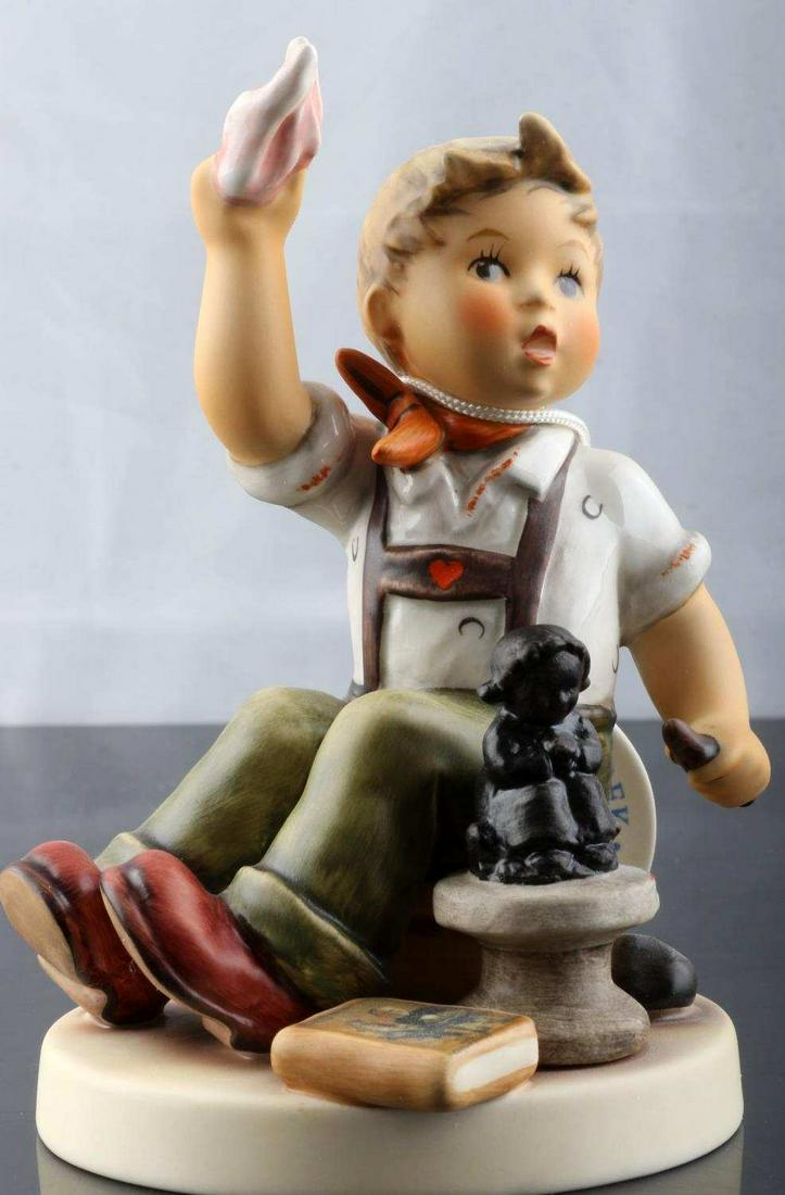 HUMMEL 2180 THE FINAL SCULPT PORCELAIN FIGURINE: In original box and without damage to figurine. Also includes original paperwork.
