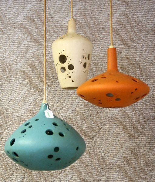 MIDCENTURY MODERN HANGING TRIPLE LIGHT FIXTURE