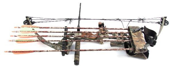 PSE BABY G-FORCE COMPOUND BOW: PSE Baby G-Force compound bow. Draw length adjustable 28-co inches, draw weight adjustable 60-70 pounds. Overall very good condition.