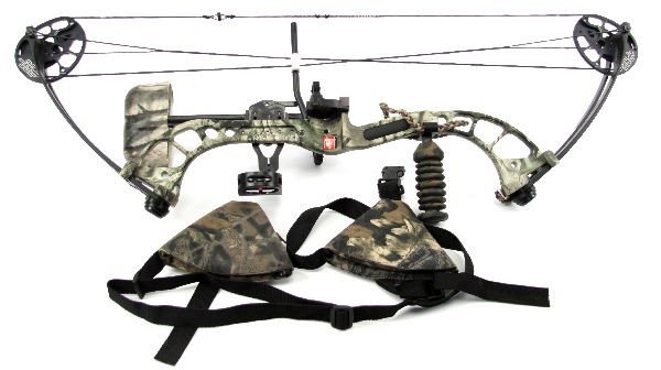 PSE CHAOS COMPOUND BOW: PSE Chaos compound bow. Axle-to-axle length of 30.5 inches, adjustable draw length from 24 to 28 inches. Draw weight is adjustable to 40, 50 and 60 lbs, and speed is 294-302 fps. Excellent condition.
