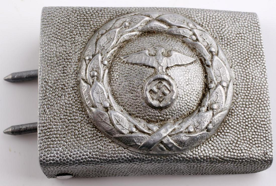 WWII GERMAN REICH DLV GLIDER CORPS BELT BUCKLE: Buckle. Measures 2 1/2" wide by 1 7/8” tall. Aluminum construction. For an enlisted man. Unauthenticated, sold as is.