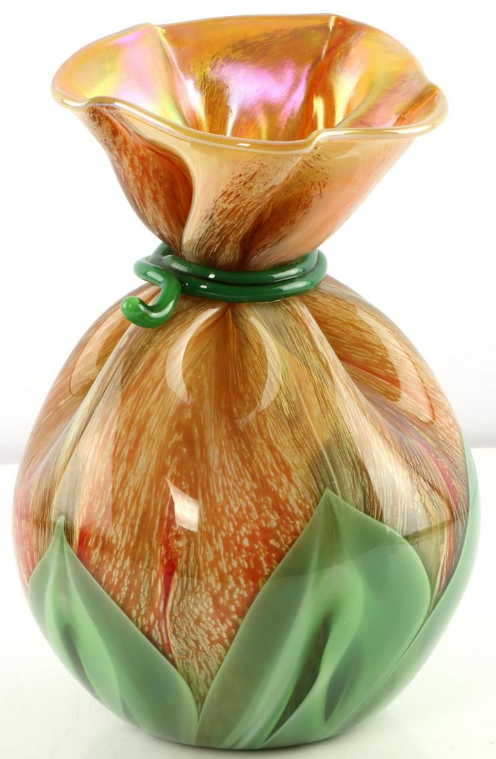 DAVID SMALLHOUSE ORIENT FLUME ART GLASS BAG VASE: In very good condition with no cracks, chips or repairs. 9 inches in height with a 6 inch diameter.
