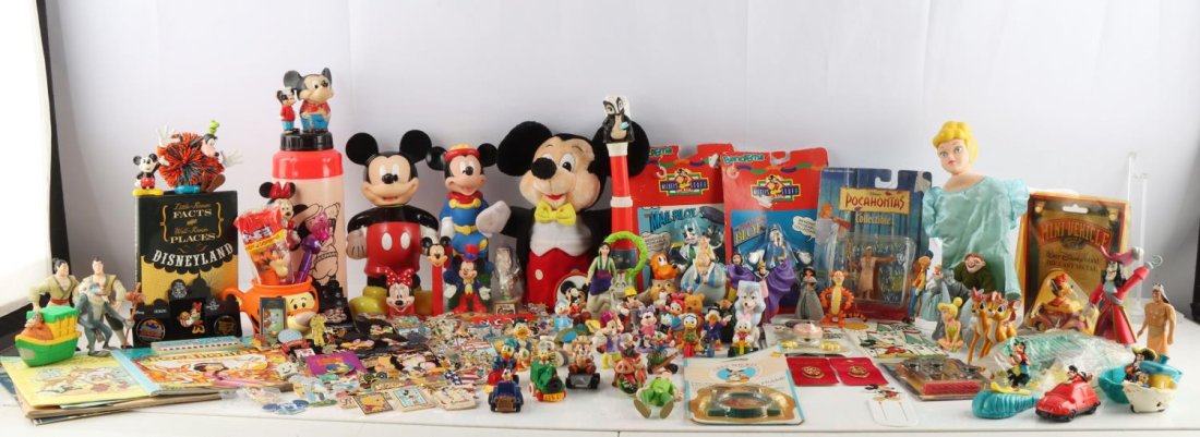 BONANZA LOT HUGE DISNEY MICKEY MOUSE UNSEARCHED: As photographed truly unsearched, all things Disney and related, Disney World , Disneyland, needs a good looking over.