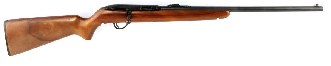 STEVENS SAVAGE MODEL 72 BOLT VINTAGE .22 RIFLE: Nice vintage rifle 22 short, long or long rifle, single shot , has wear and bore is dark, easily restored, 20 inch barrel. Caliber: 22 Serial #: p475990