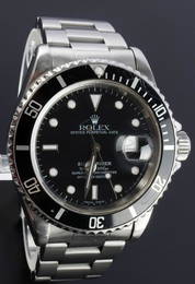 1995 ROLEX SUBMARINER DATE 16610 STAINLESS STEEL