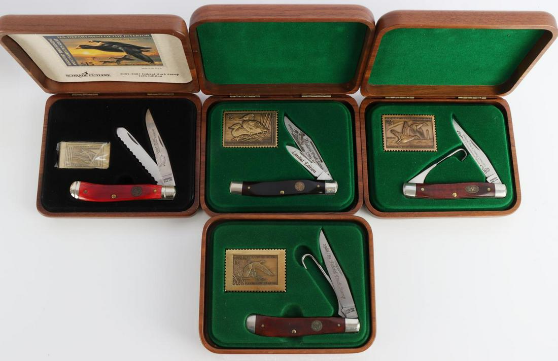 SCHRADE CUTLERY DUCK STAMP COMMEMORATIVE KNIFE LOT: Lot of 4 duck stamp commemorative knives by Schrade Cutlery. Very good condition. Comes with original box.