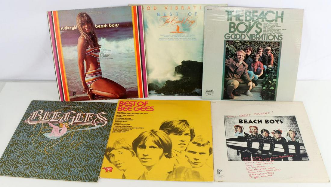 6 VINTAGE VINYL RECORDS BEE GEES & BEACH BOYS: Vinyls are in excellent to very good condition, covers are in fair to good condition. 6 albums include: 2 Bee Gees Best of the Bee Gees and Main Course. 4 Beach Boys albums are Wow! Great Concert! (li