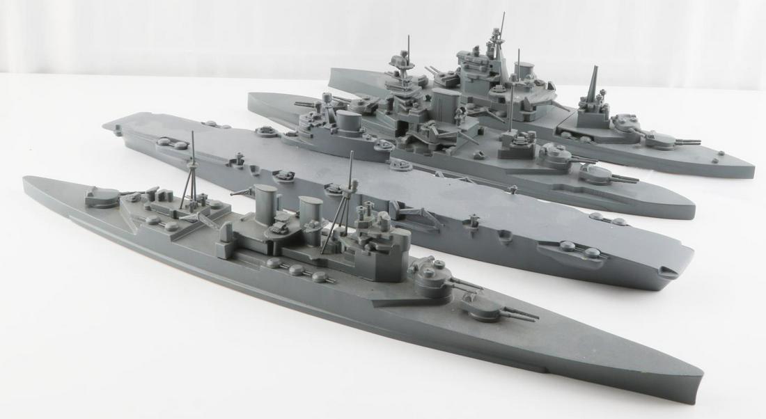 4 WWII SHIP RECOGNITION MODEL LOT BRIT RENOWN QEII: All Framburg wood metal models dated 1943 and include Renown complete measuring 19 inches, Illustrious CV class, complete but some minor paint loss, and may be missing an island antennae, has parts ba