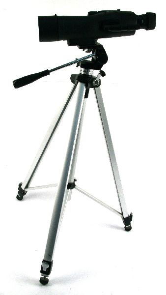 NIKON PROSTAFF WATERPROOF SPOTTING SCOPE 16-48X65: A high end Nikon Prostaff waterproof spotting scope 16-48x65 with a kenlock tri pod, like new condition