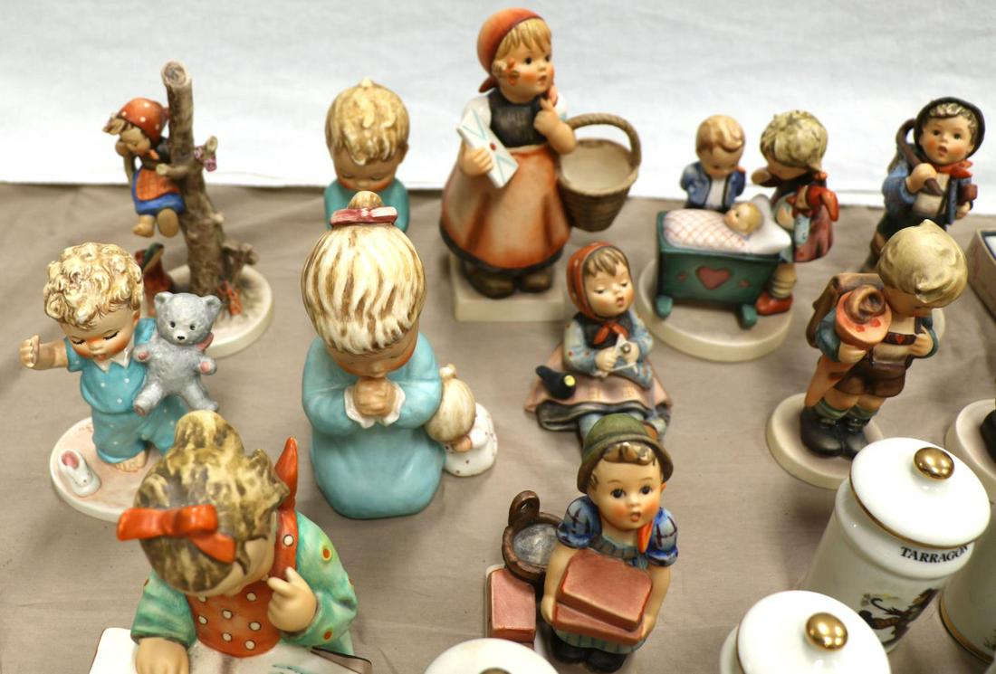 LARGE LOT MISC HUMMEL ACCESSORY PORCELAINE FIGURE: As photographed.