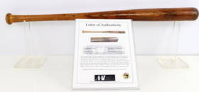 NEW YORK YANKEES BABE RUTH AUTOGRAPHED BAT