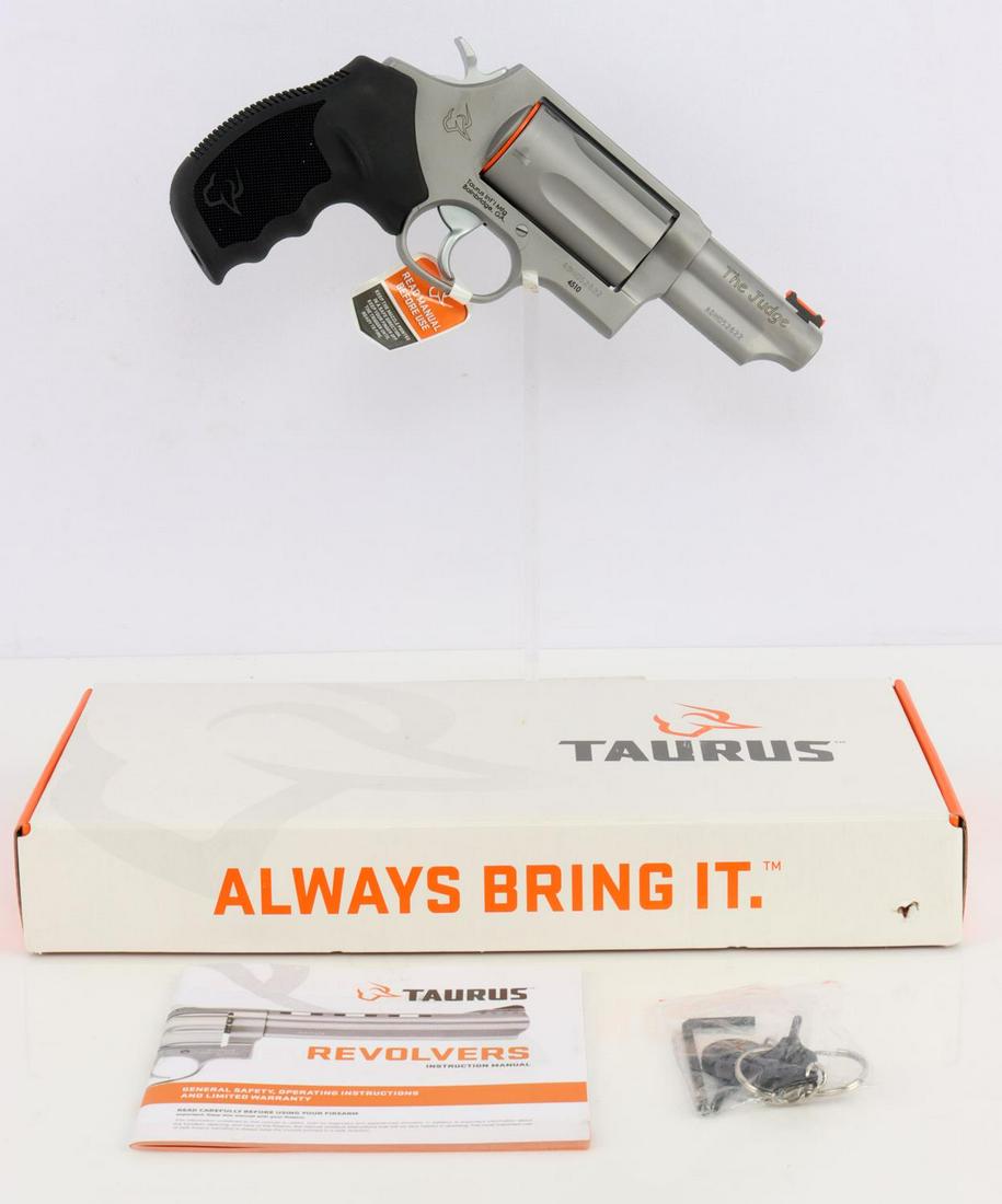 TAURUS ARMS THE JUDGE .45 / .410 REVOLVER NIB: Comes brand new in box with owner's manual. FFL required for transfer. No international shipping. Know your state's firearm laws prior to bidding. Caliber: .45/410 Serial #: ADN052822 This lot has a r