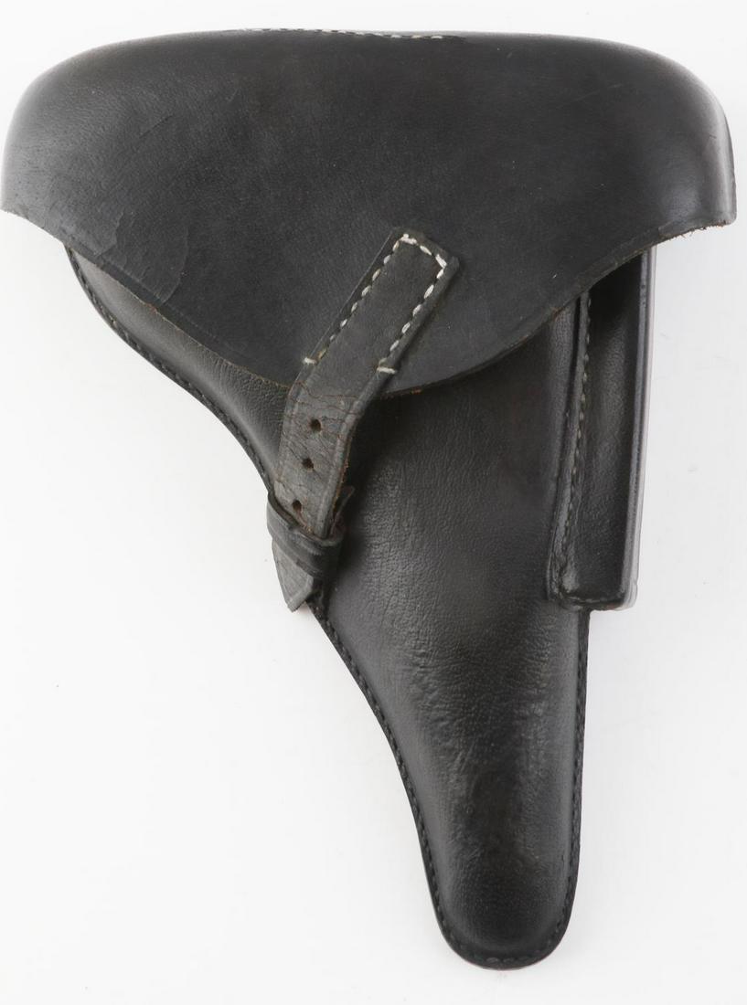 WWII GERMAN REICH LUGER PO8 HOLSTER W/ TOOL: Marked "Kern Klager & Cie 1936 Berlin" on back. Takedown holster inside. Buckle broken off of strap. Good overall condition.