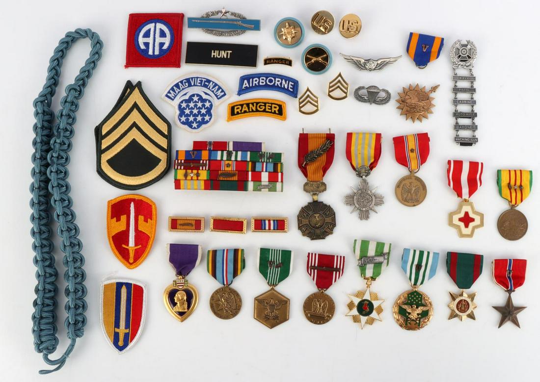 LARGE US MEDALS BADGES PATCHES GROUPING & MORE: All Vietnam era badges are from one soldier/veteran "Hunt". Large variety from many different branches and units. Includes paratrooper wings, medal bars, ranger patches and much more. All in good cond