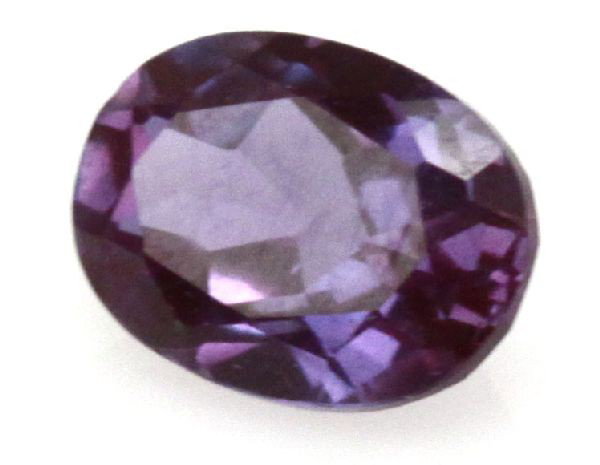 RARE RUSSIAN COLOR CHANGE ALEXANDRITE .98 CT: 6.90 x 4.98 x 3.19 mm. Oval cut, eye clean. Weight: .98 ct Condition: Overall in very good condition.