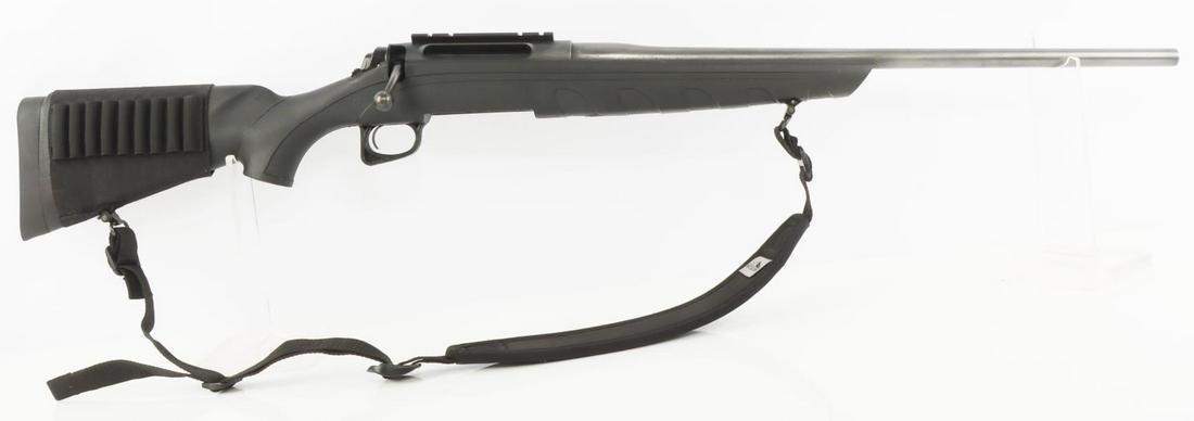 REMINGTON MODEL 770 BOLT ACTION .308 WIN RIFLE: 21.5 inch barrel. Good bore. Textured grip points. Steel frame with polymer stock. Satin nickel finish. Rubber butt plate. Butler Creek strap. No magazine. Good overall condition with some light signs