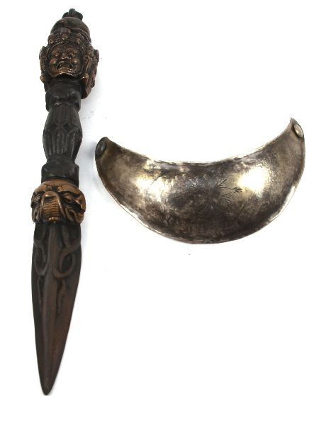 DECORATIVE STEEL & BRONZE SPIKE & GORGET: Two decorative items. A steel and bronze phurba / kila type spike dagger, and a hammered silver gorget, engraved "OSCEOLA", weighing 1.1 OZT. Both in very good condition.