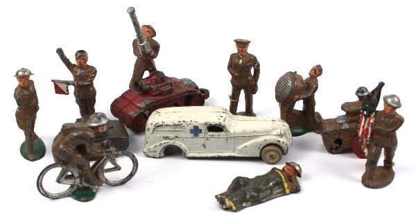 MIXED MAKER WWI LEAD TOY SOLDIERS AND MORE: 12 WWI lead toy soldiers and more, includes maker Barclay. Some have damage otherwise in good condition.