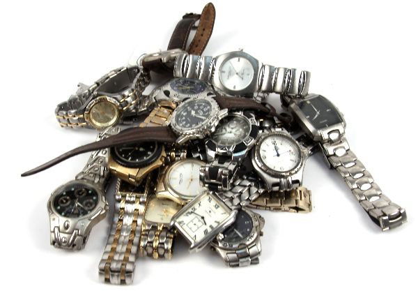 COLLECTION OF DESIGNER WATCHES GUESS COLE & MORE: Lot of seventeen basic designer watches. Some are in need of band repair and most without batteries. Includes Kenneth Cole, Benrus, Pulsar, and more. Condition: Overall in good condition.
