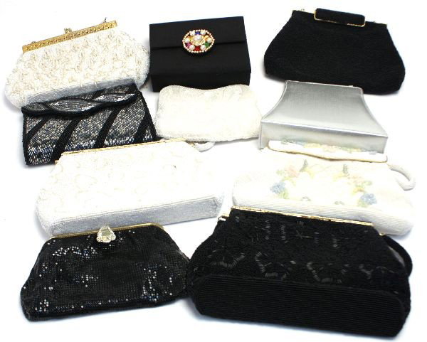 LOT OF 10 VINTAGE BEADED PURSES: Lot of ten vintage beaded purses including Nauman Marcus, Mag Id, Elsie Tu, Whiting and Davis, Sasha, and more. Condition: Some beading loss, overall in very good condition.
