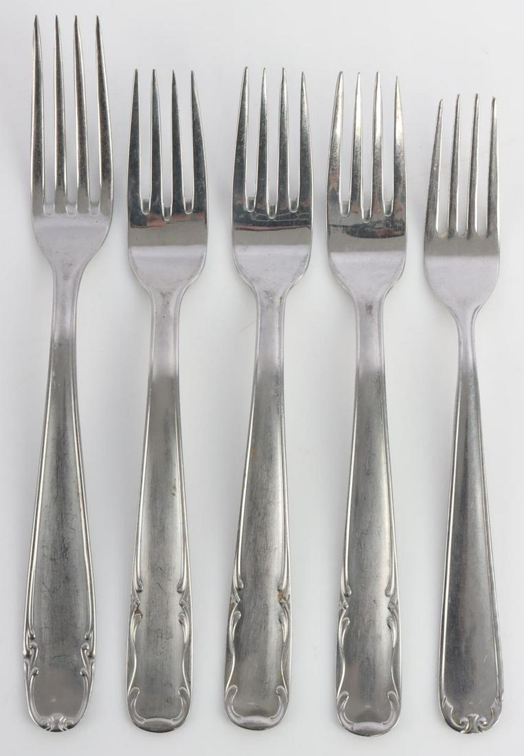 LOT OF 5 WWII GERMAN BUCHENWALD DINNER FORKS: Marked Rostfrei and Daw K.L. Buchenwald. Measures 7.5 and 8 inches. Very good condition.