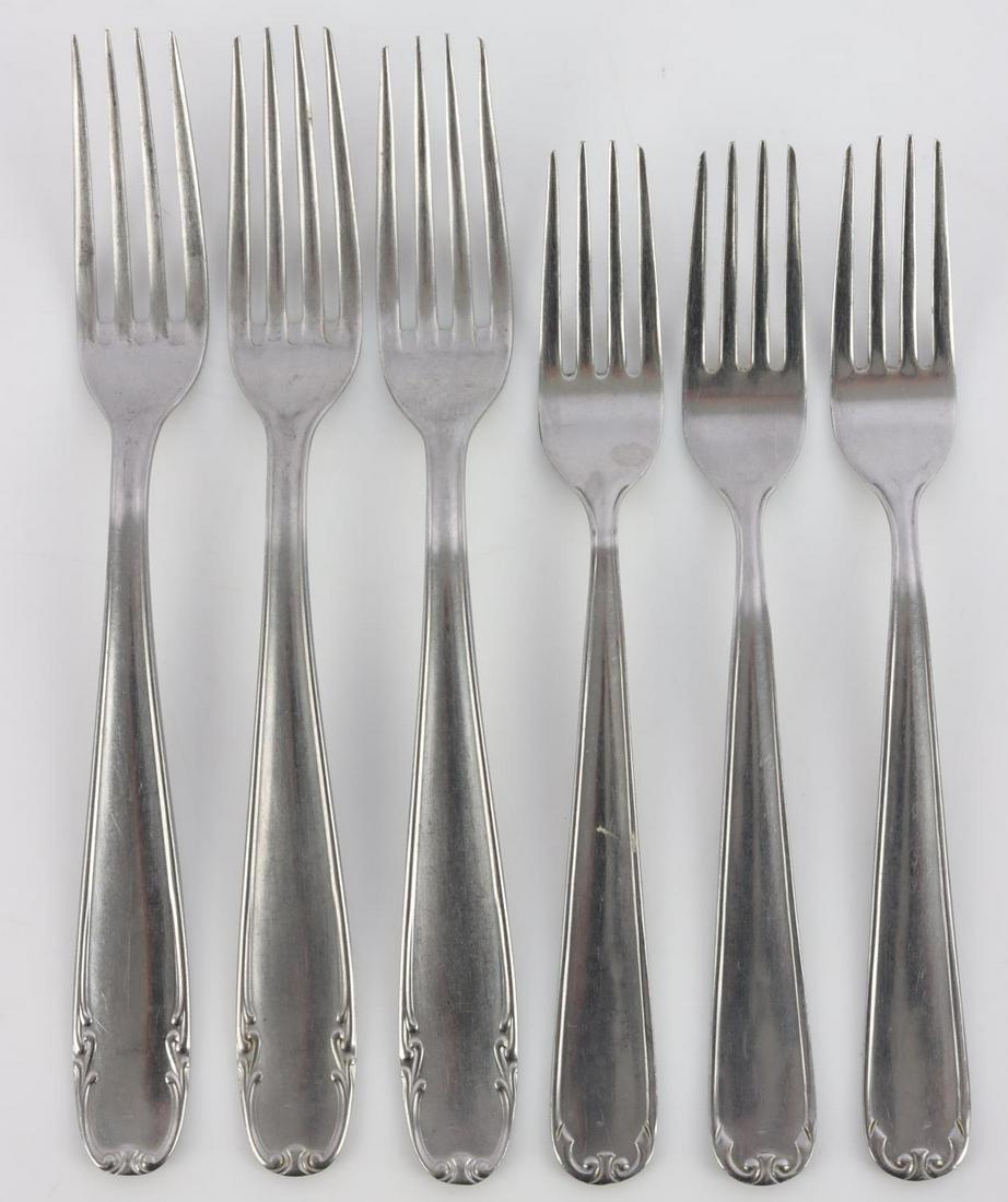 LOT OF 5 WWII GERMAN BUCHENWALD DINNER FORKS: Marked Rostfrei and Daw K.L. Buchenwald. Measures 7.5 and 8 inches. Very good condition.