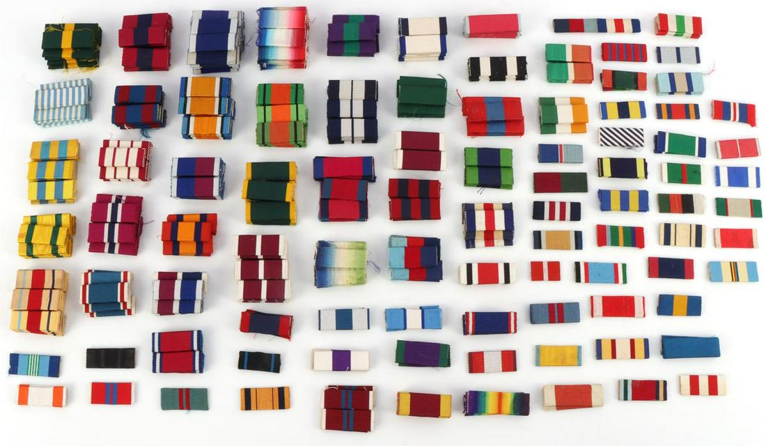 500+ U.S. MILITARY RIBBON BAR LOT WWI WWII KOREA: Over 500 medal ribbon bars, big variety.