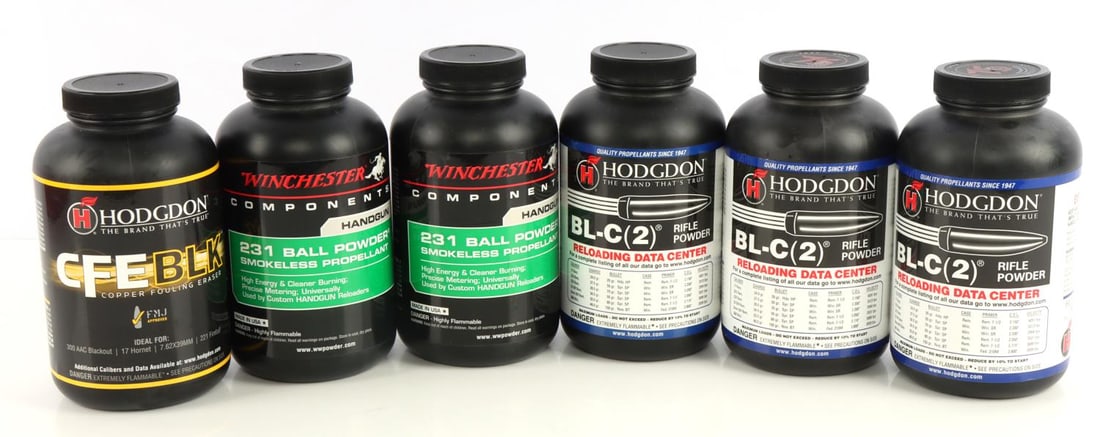NEW 6 LBS HANDGUN RIFLE BLACK POWDER HODGDON: New 6 lbs of Hodgdon and Winchester handgun and rifle black powder. 3 lbs of Hodgdon BL-C (2), 2 lbs of Winchester 231 ball powder, and 1 lb of Hodgdon CFE BLK powder. Additional shipping charges may 
