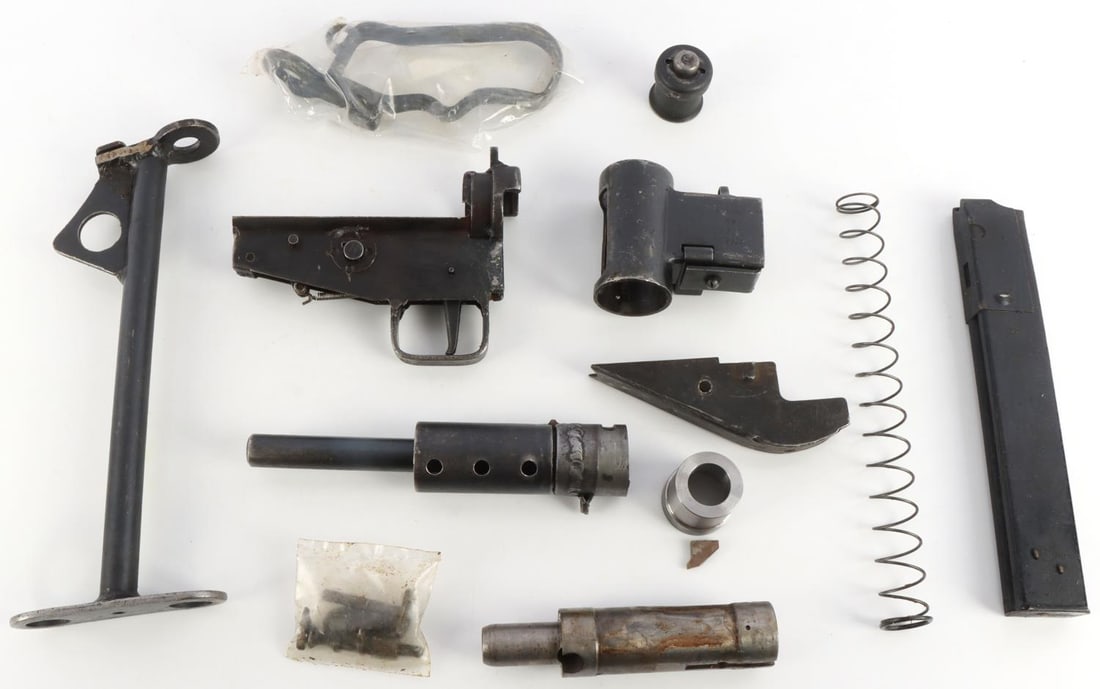 WWII BRITISH STEN GUN MKII PARTS KIT: Includes stock, magazine, trigger system, barrel and more. Very good value.