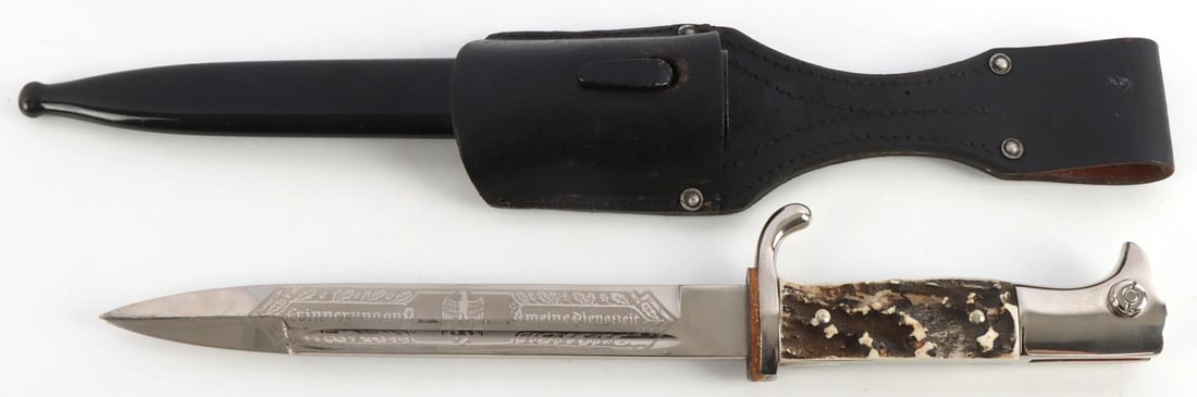 WWII GERMAN K98 PANZER ETCHED PARADE BAYONET: Blade in very good condition "E.P. & S. Solingen" maker's mark on ricasso. Blade is etched "Panzer Abwehr 37" on one side, "Erinnerung an meine Dienstzeit" on the other. Some wear near end of blade. S