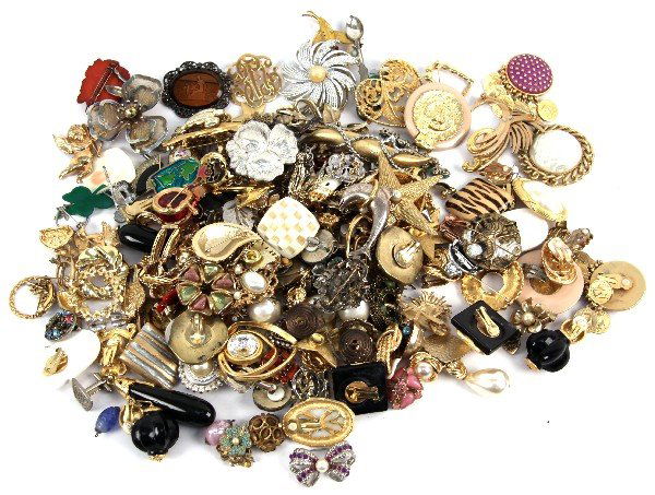 LARGE LOT OF COSTUME JEWELRY EARRINGS AND MORE: Large lot of estate costume jewelry including mostly matching earrings. Makers include Sarah Coventry, Tora, Monet, Trifari, vintage pieces and more. Weight: Over 4 lbs. Condition: Overall in very goo